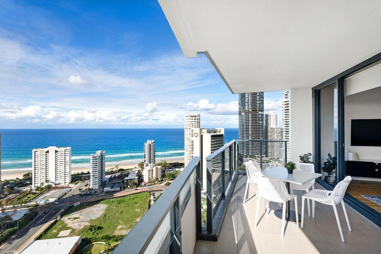Ruby Apartments - Qstay Gold Coast Esterno foto